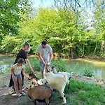 Au Domaine Du Predieu *