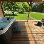 Au Domaine Du Predieu * Crécy-sur-Serre