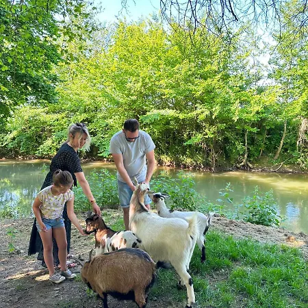 Au Domaine Du Predieu *
