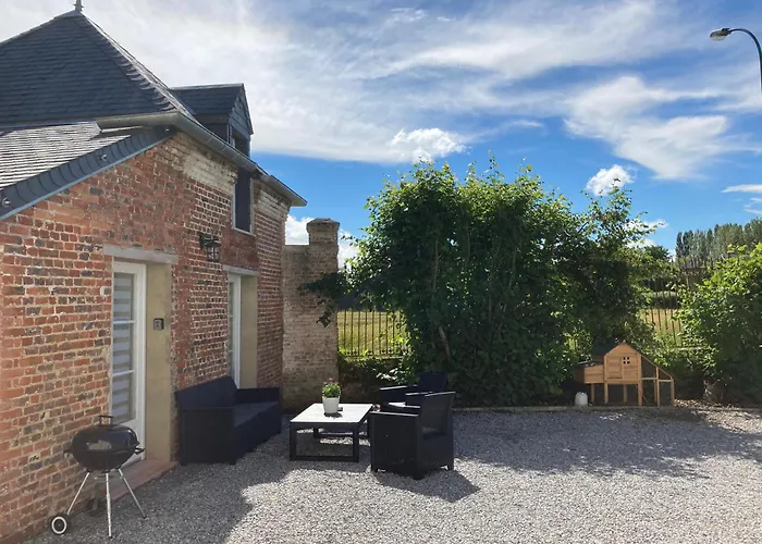 Holiday home Au Domaine Du Predieu Crecy-sur-Serre